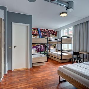 Bed 6-Bed Female Dormitory Room